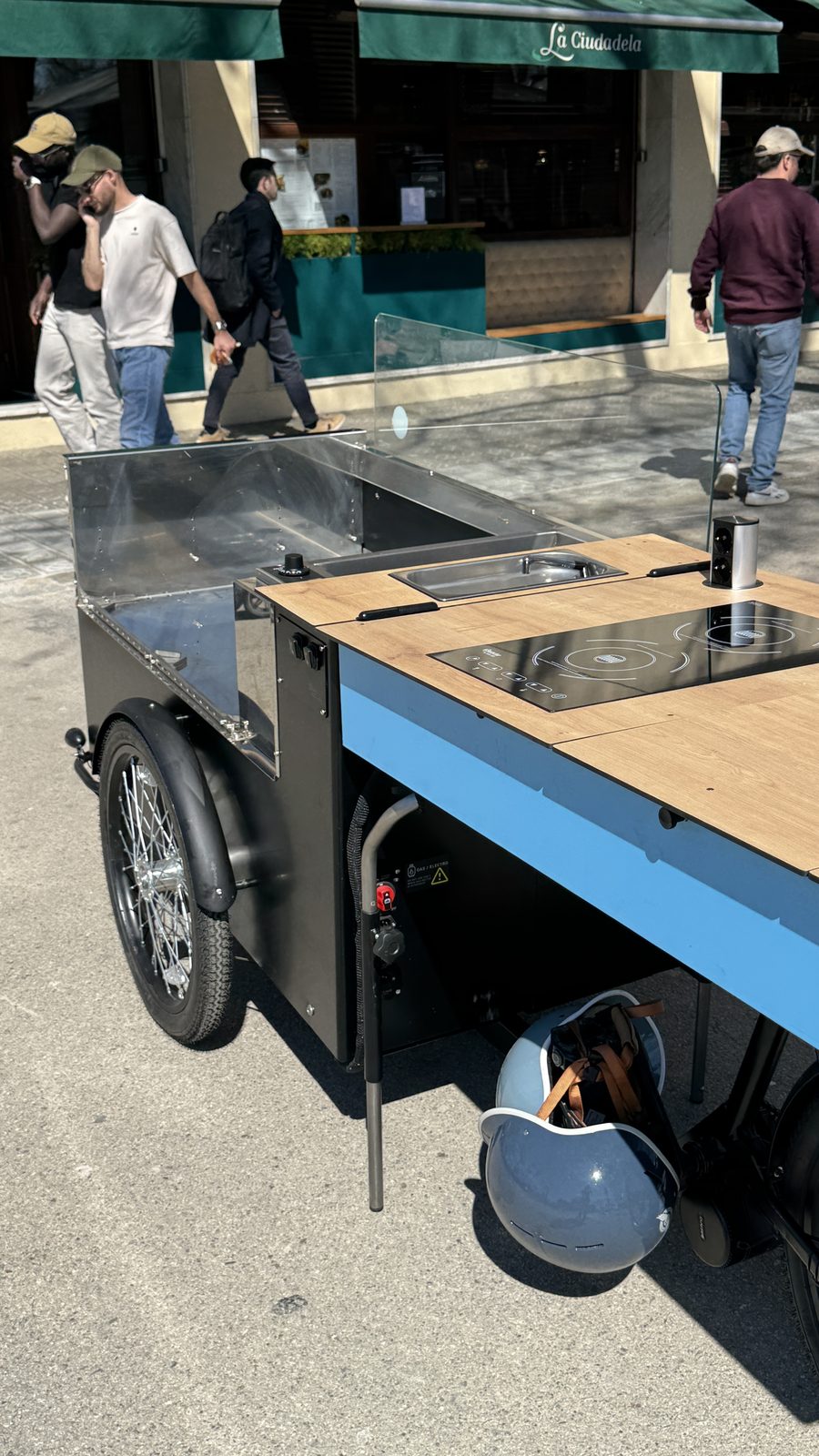 Triciclo Street Food Paul&Ernest de segunda mano — 6